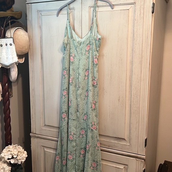 Floral Green Maxi Dress - Picture 9 of 16